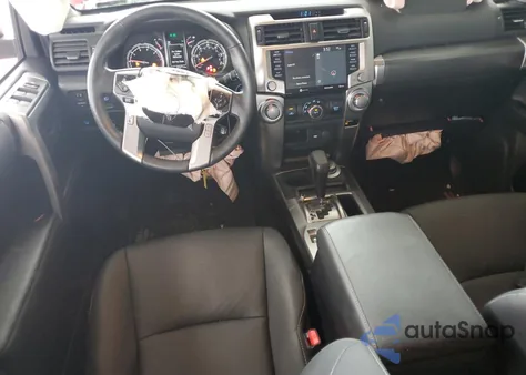 2022 Toyota 4Runner Sr5 Premium z USA, uszkodzony, nr VIN JTESU5JRXN6062089